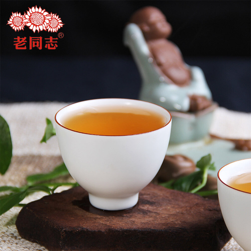Haiwan Old Comrade Organic Old Tea Tree Pu-erh Brick 2012 500g Raw Pu'er Puer
