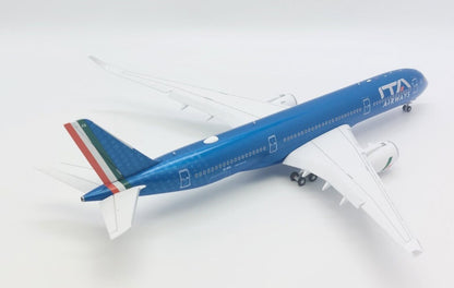 1:200 JC Wings ITA Airways AIRBUS A350-900XWB Flap Down Airplane Diecast Model