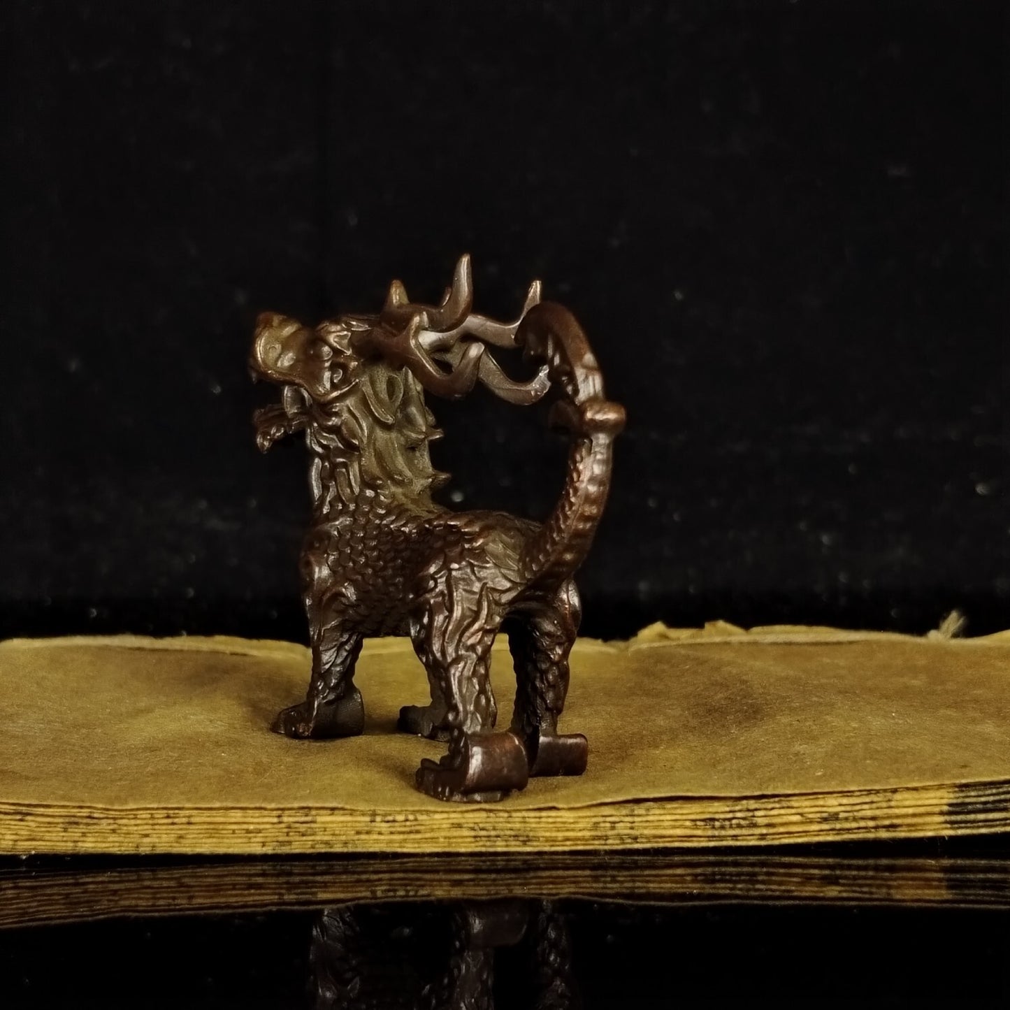 Antique Bronze Dragon Son Taotie Tea Pet Statue OrnamentChinese
