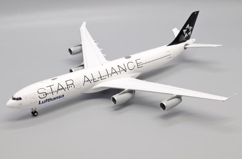 1:200 JC Wings Lufthansa AIRBUS A340-300 Passenger Plane Diecast Aircraft Model