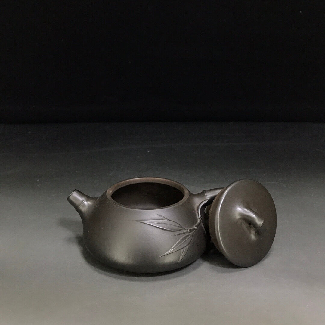 Chinese Yixing Zisha Clay Handmade Exquisite Teapot （石瓢 底款：方開明）