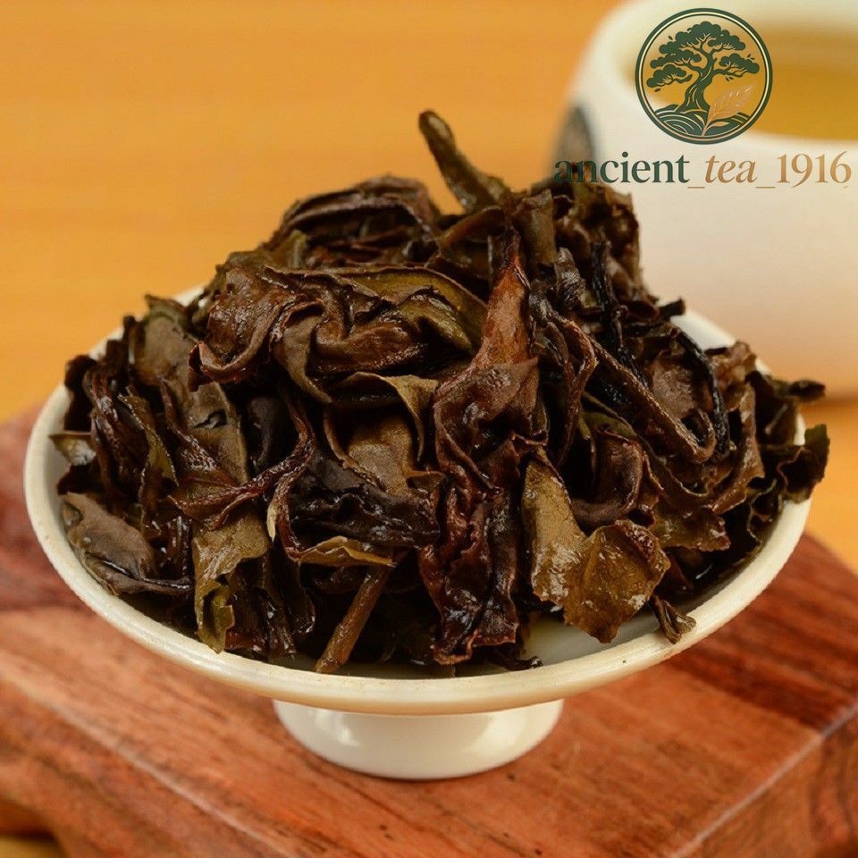 350g White Tea Cake Premium Aged Fuding Shou Mei Long Life Eyebrow Tea