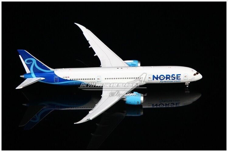 1:400 JC Wings NORSE BOEING 787-9 Passenger Airplane Flap Down Diecast Model