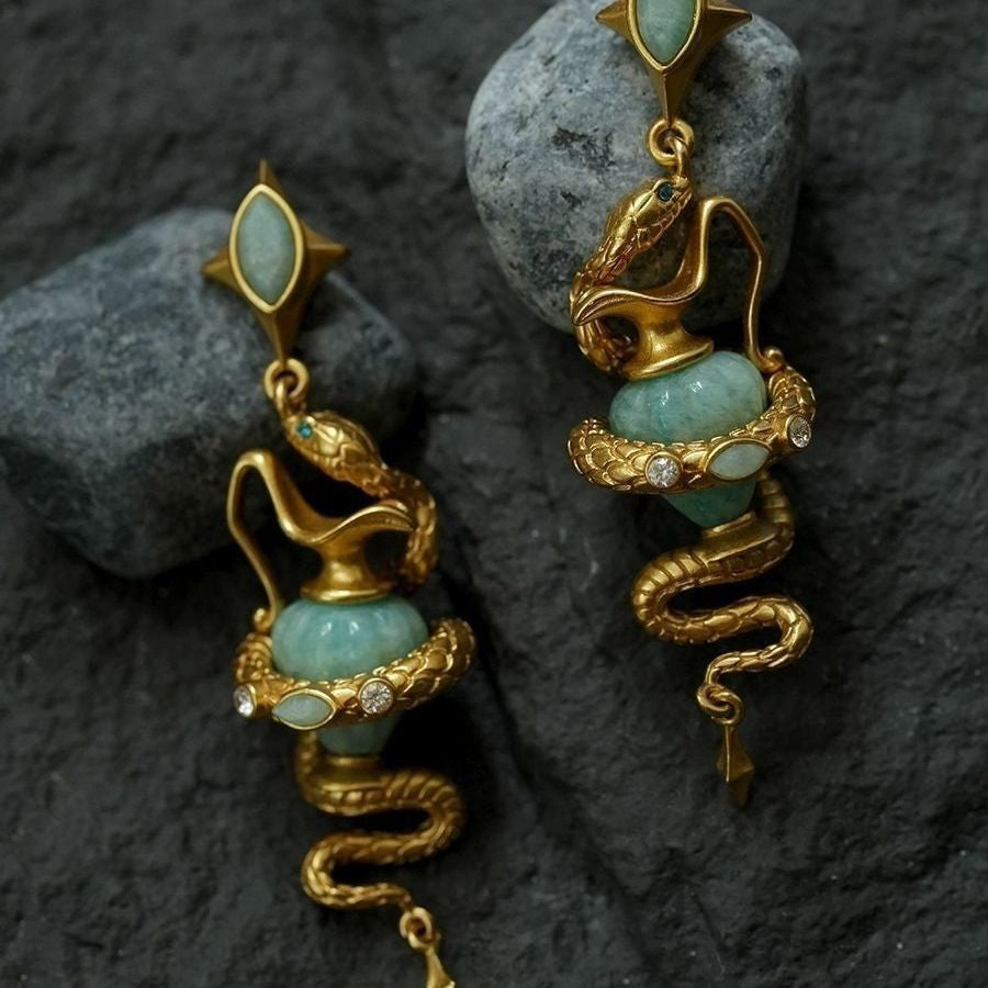 Original Design Spirit Snake Blue Earrings Retro Gold Inlaid Gem Studs