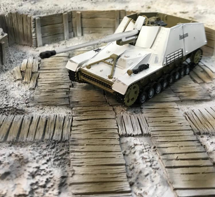 Sanrong 1/72 German Sd.Kfz.164 NASHORN anti-tank gun snow painting model