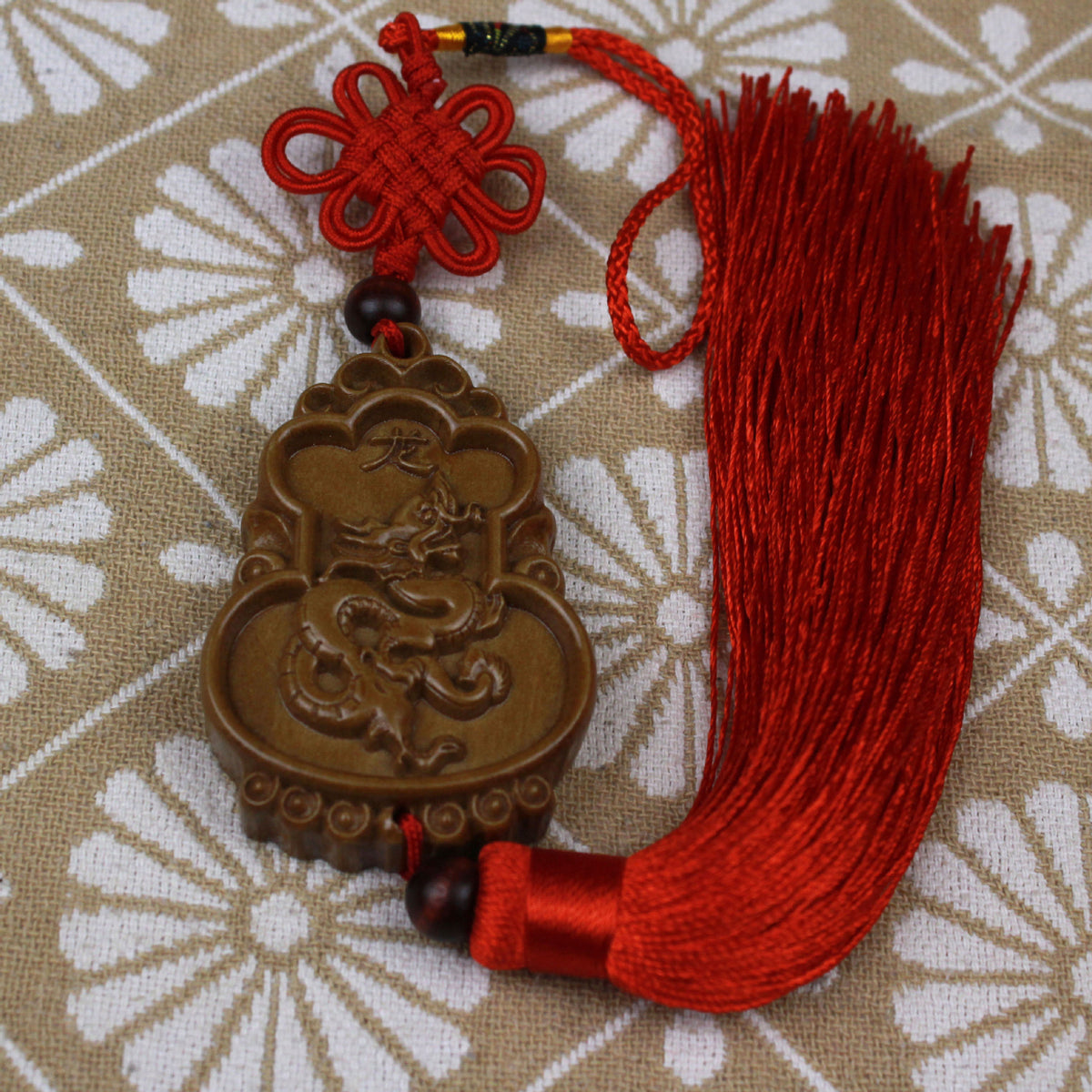 7.2*4.8Cm Chinese Wooden Twelve Zodiac Dragon Carving Amulet Safe Car Pendant