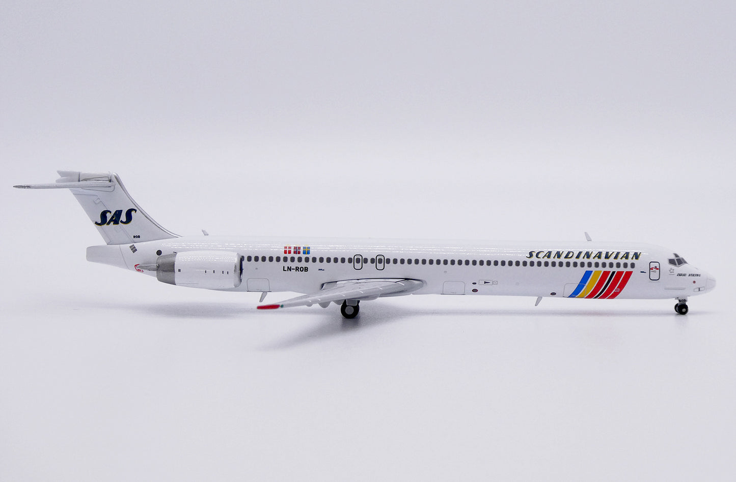 1:400 JC Wings SAS McDonnell Douglas MD-90 Passenger Airplane Diecast Model