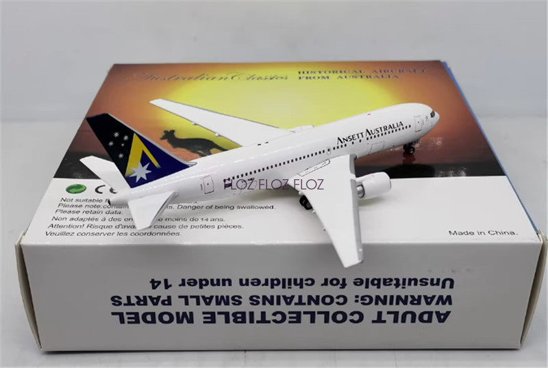 AeroClassics for Ansett Australia for Boeing B767-200 VH-RMG 1:400 plane Model