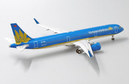1:200 JC Wings Vietnam Airlines AIRBUS A321neo Airplane Diecast Aircraft Model