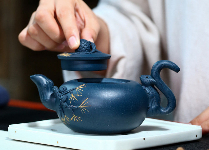 6.2" Chinese Yixing Zisha Pottery Celeste Clay 250CC Squirrel Grape Teapot