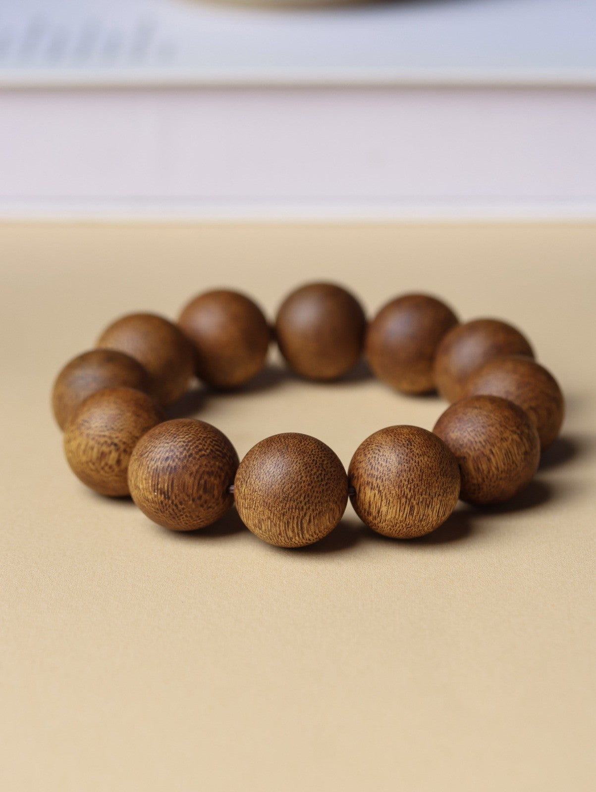 20mm Chinese Natural Eaglewood Handmade Exquisite Bracelets 31307