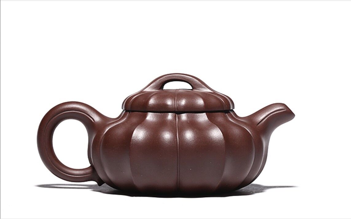 300cc Handmade Purple Clay Tea Pot in Yixing, China BianLingHua Hu Tea Pot-