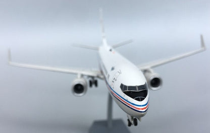 Aviation China for BOEING 737-800 Visiting Wuhan B-4081 1/200 model aircraft