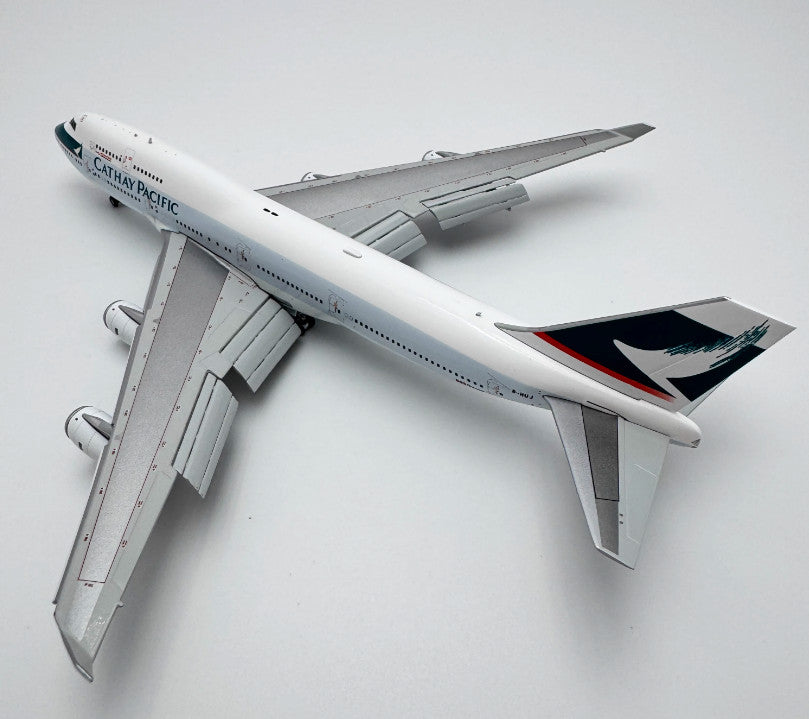 1:400 YY Wings CATHAY PACIFIC BOEING 747-400 Flap Down Airplane Diecast Model