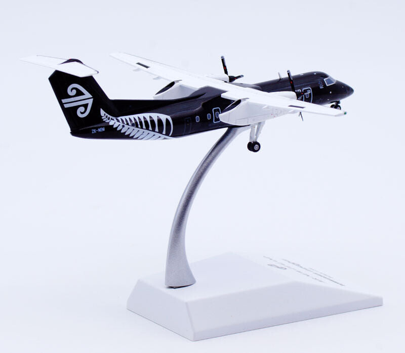 1:200 JC Wings AIR NEW ZWALAND BOMBARDIER 8Q300 Airplane Diecast Aircraft Model