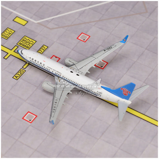 1:400 JC Wings CHINA SOUTHERN Boeing 737-800 Passenger Airplane Diecast Model