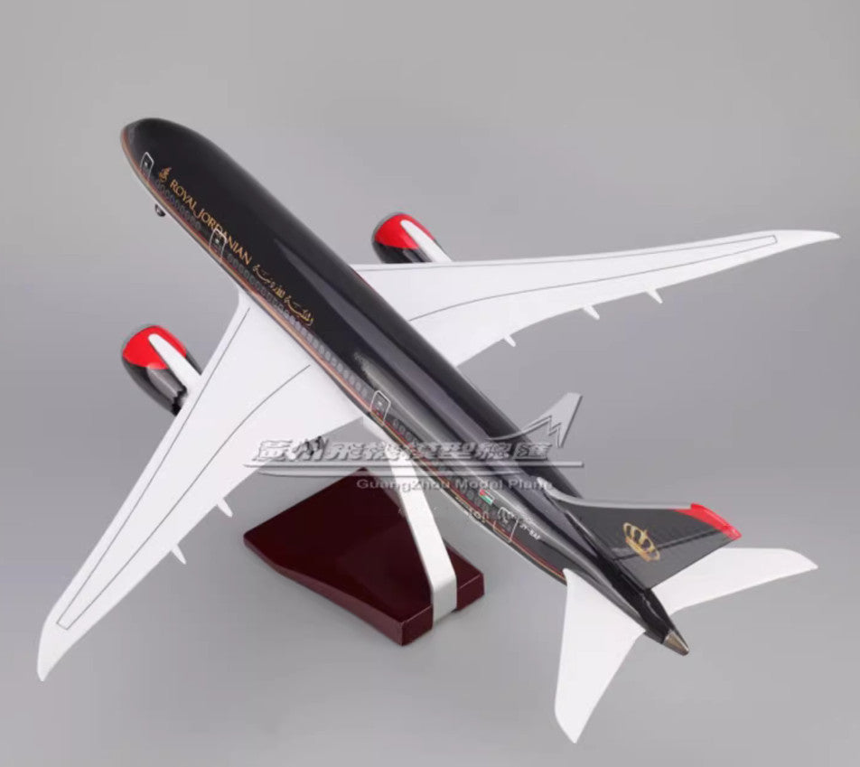 1:130 43CM ROYAL JORDANIAN BOEING 787 Airplane Landing Gear Resin Aircraft Model