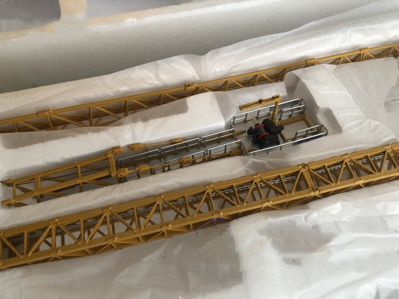 1:100 XCMG XGT 7532-20S Topless Tower Crane Constuction Equipment Diecast Model