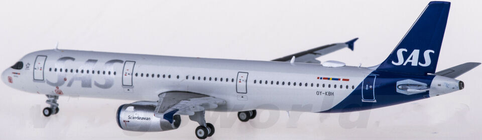 1:400 JC Wings SAS AIRBUS A321 Passenger Airplane Diecast Aircraft Plane Model