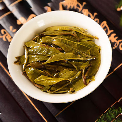 357g Puerh Raw Tea Bulang Mountain Pu-erh Tea Cake Yunnan Pu'er Tea Green Tea
