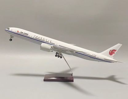 1:157 47CM AIR CHINA BOEING 777-300ER Airplane Landing Gear Resin Aircraft Model