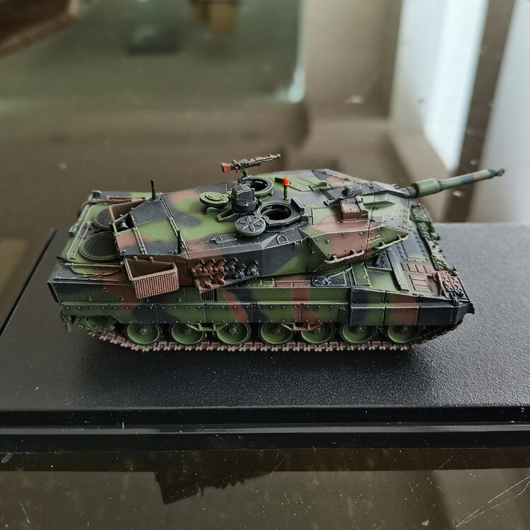 Panzerkampf 1/72 German Leopard 2A5 Tank NATO Three-color Camouflage Model