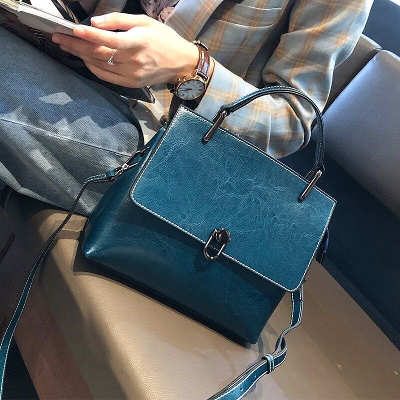 Cowhide Leather Bag One-shoulder Handbags Satchels Large Messenger 26*13*21 CM