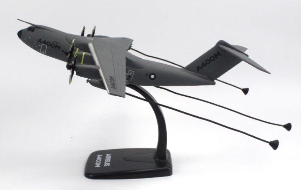 1:200 21CM YRD AIRBUS A400M Airplane ABS Plastic Aircraft Transport Plane Model