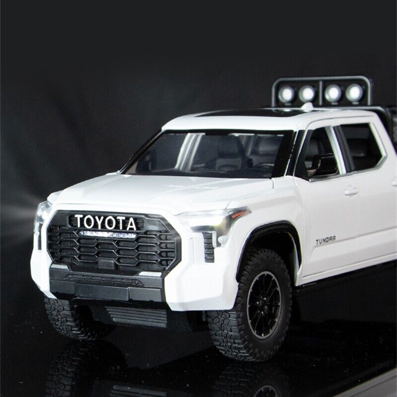 1:22 Toyota Tundra Diecast Model Car Pickup Vehicle Toy Sound Light Collection
