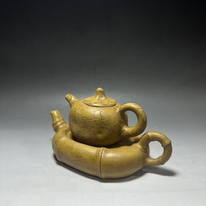 Chinese Yixing Zisha Clay Handmade Exquisite Teapot（壶上壶 底款：陈鸣远）