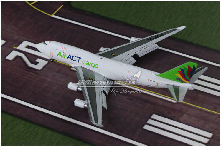 1:400 JC Wings Air ACT Cargo BOEING 747-400 Airplane Flap Down Diecast Model