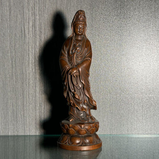 Chinese Old Boxwood Carved Rosary Guanyin Statues Wooden Home Decor Figurines