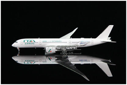 1:400 JC Wings ITA AIRWAYS AIRBUS A350-900 Airplane Flap Down Diecast Model