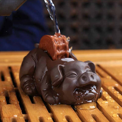 Small Tea Pet Wealthy Mascot Good Luck Yixing Zisha Purple Clay Table Ornament