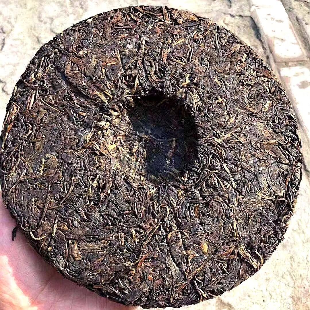 2003 Yunnan Pu'er Tea Shuang Hua Ming Ji Yiwu Old Puerh Raw Tea Aged Pu-erh 357g
