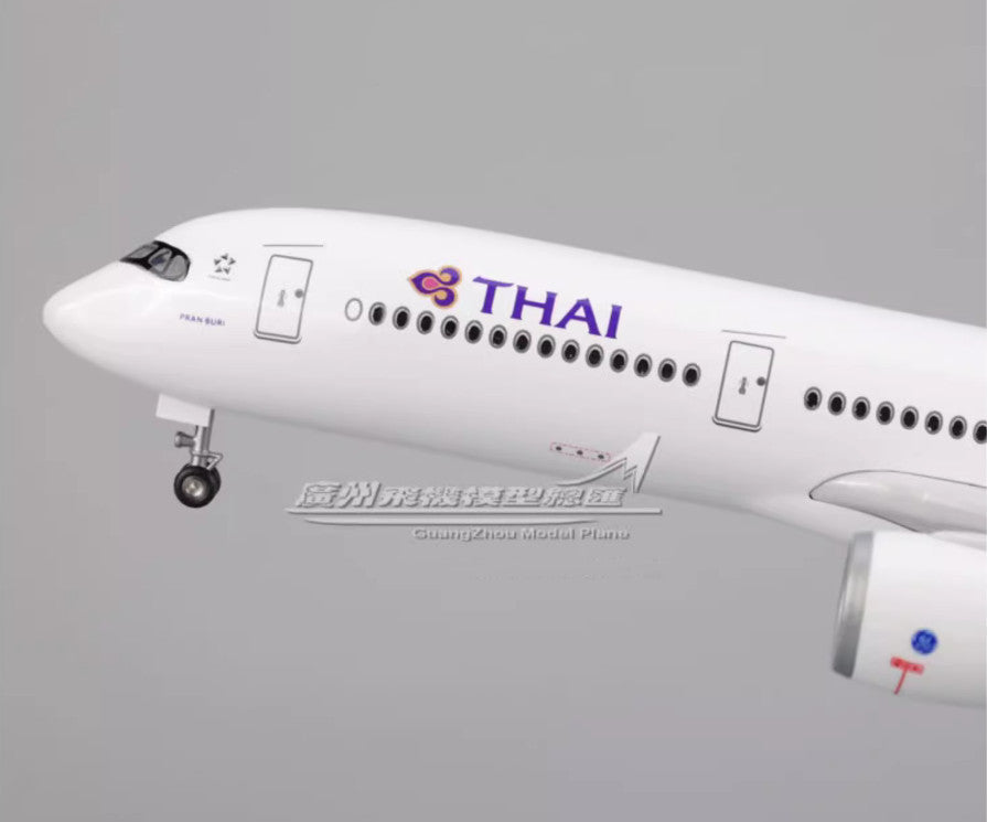 47CM 1:142 THAI AIRBUS A350 Passenger Airplane Landing Gears Resin Plane Model