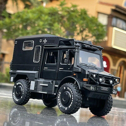 1/28 Black Pull-Back Model Toy Car Vehicle With Sound&Light Effect Boys Gifts E