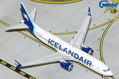 1:400 GeminiJets ICELANDAIR BOEING 737 MAX 8 Passenger Airplane Diecast Model