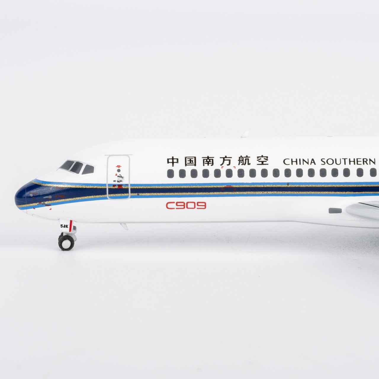 1:400 NGmodels China Southern Comac C909 B-658K Airplane Diecast Plane Model