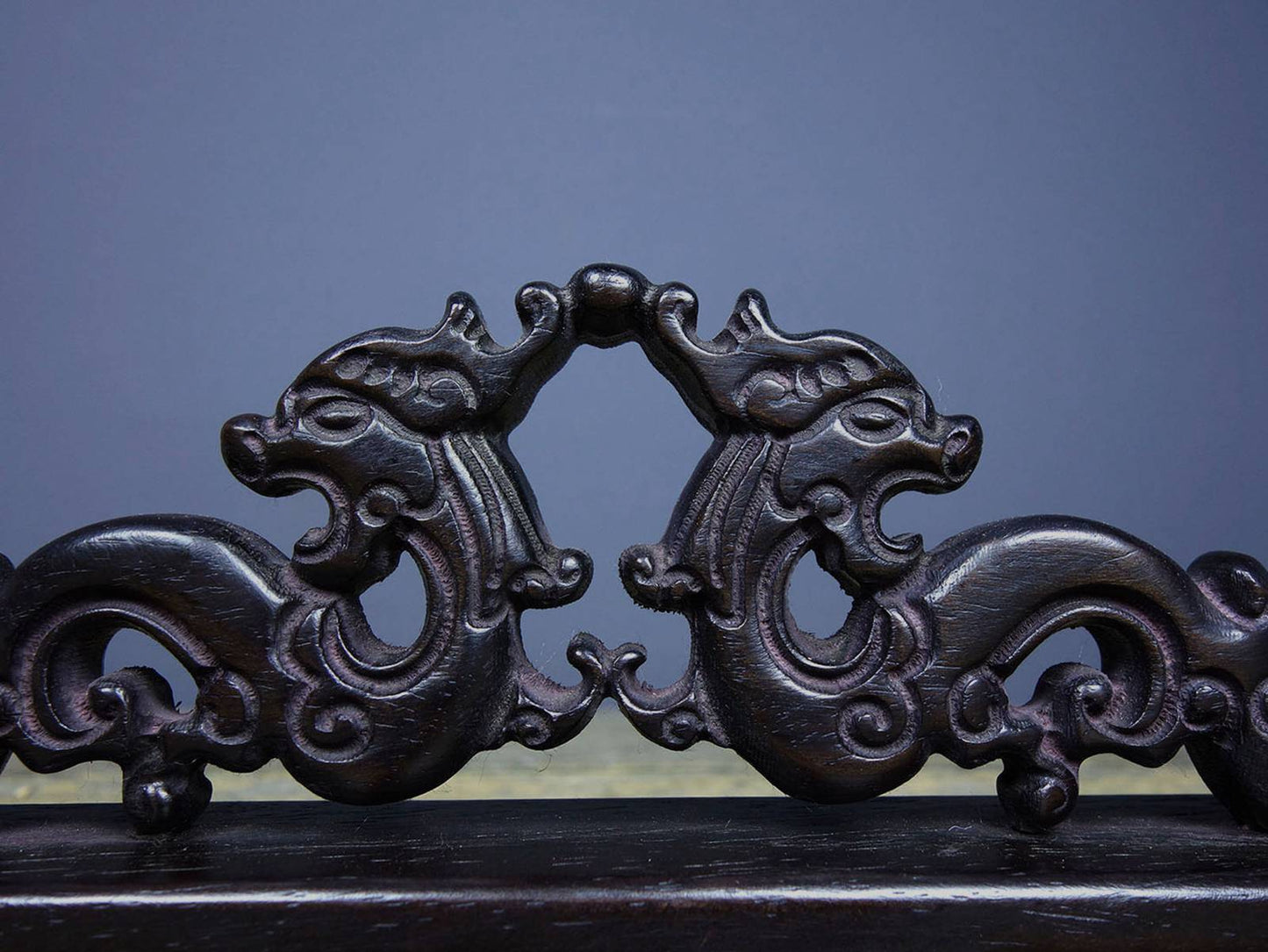Chinese Natural Rosewood Hand-carved Double Dragons Pen Rack Statue