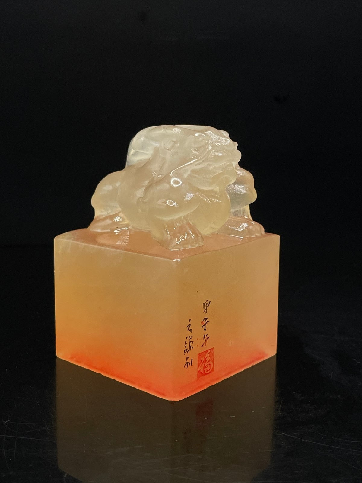 Chinese Natural Shoushan Stone Hand-carved Exquisite Auspicious Beast Seal 31335