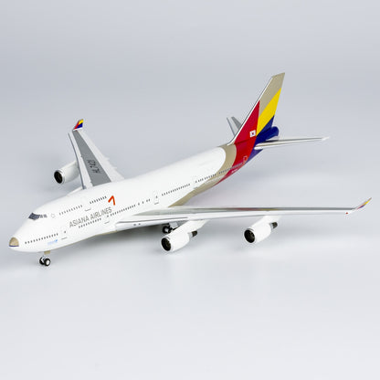 1:400 NG models Asiana Plane Boeing 747-400M Diecast Aircraft Model