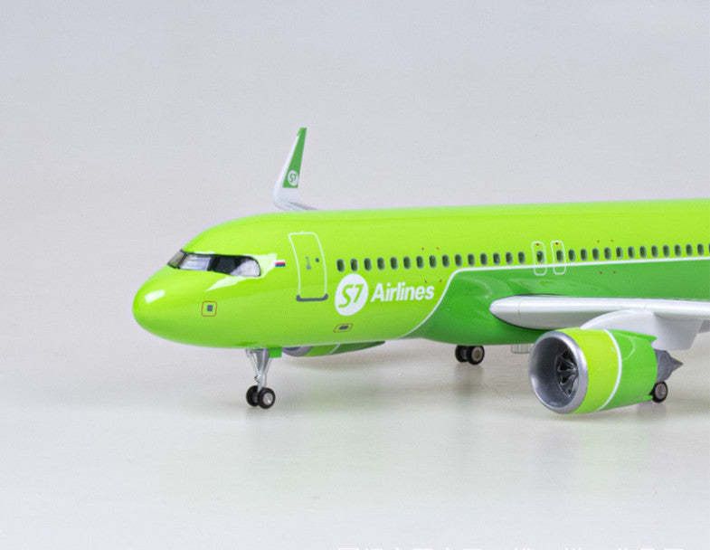 47CM 1:80 S7 Airlines AIRBUS A320neo Airplane Landing Gear Resin Aircraft Model