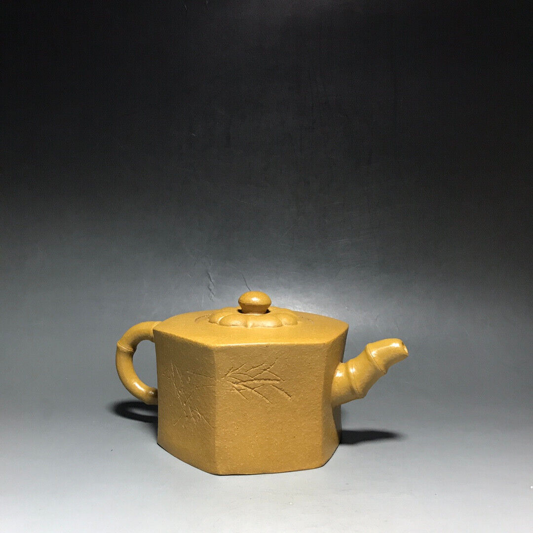 Chinese Yixing Zisha Clay Handmade Exquisite Teapot（六方 底款：顾景舟）