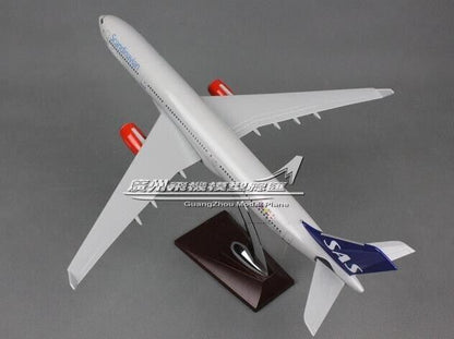 40CM SAS Scandinavian AIRBUS A330 Passenger Airplane Resin Aircrarft Plane Model