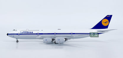 1:400 NGmodels Lufthansa B747-8 D-ABYM Passenger Airplane Diecast Model