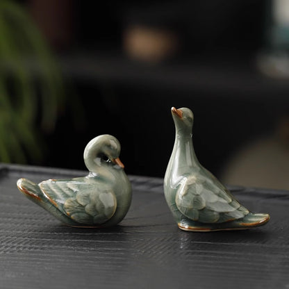 1Pc Exquisite Ceramic Cute Duck Tea Table Decoration Accessories Tea Pet