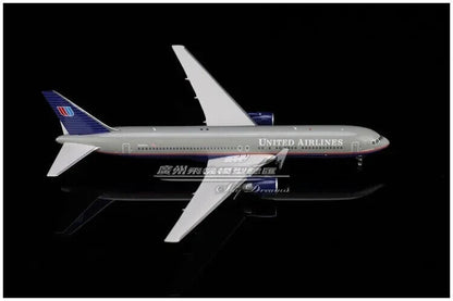 1:400 Phoenix UNITED BOEING 767-300ER Passenger Airplane Diecast Aircraft Model