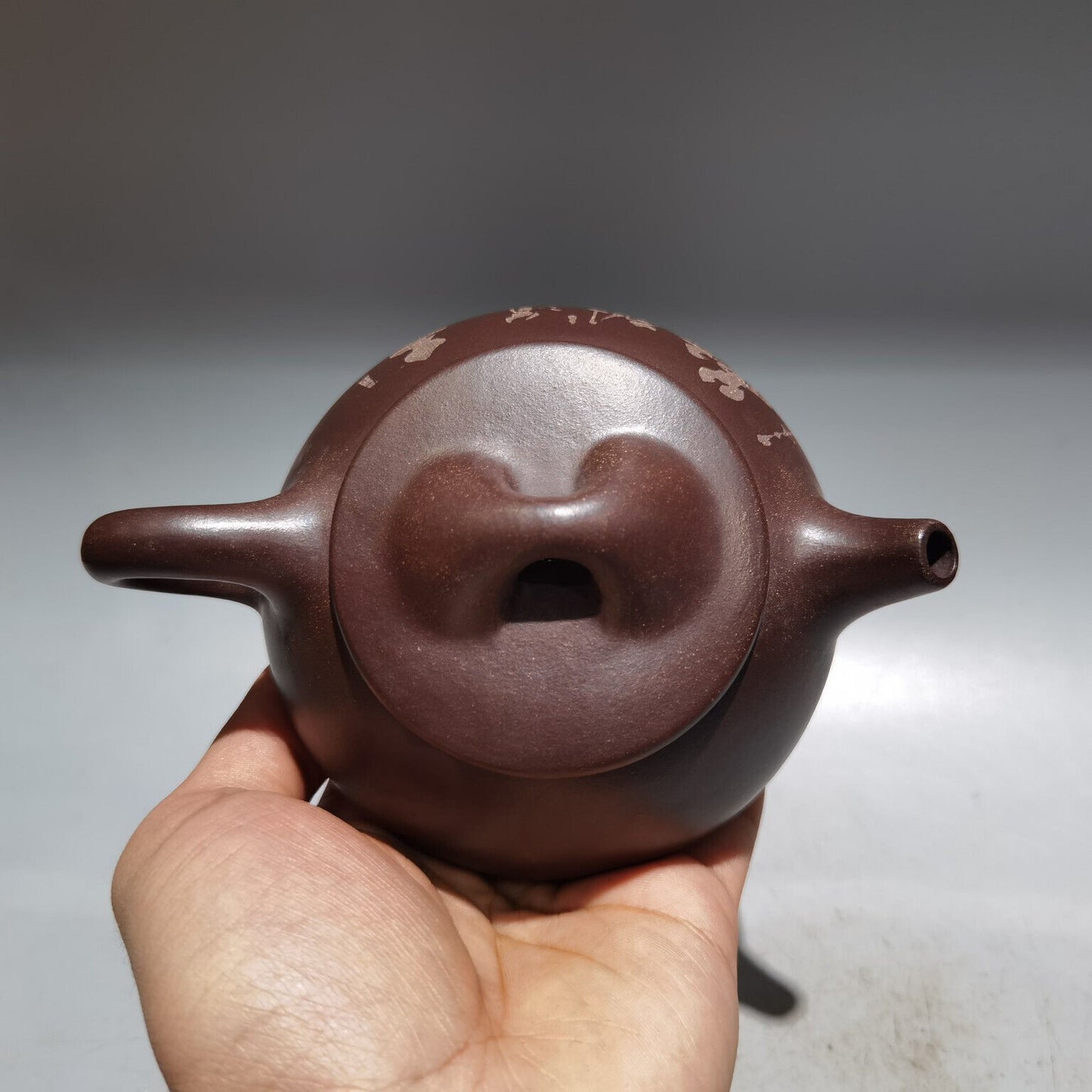 Chinese Yixing Zisha Clay Handmade Exquisite Teapot （石瓢壶 底款：顾景舟 )