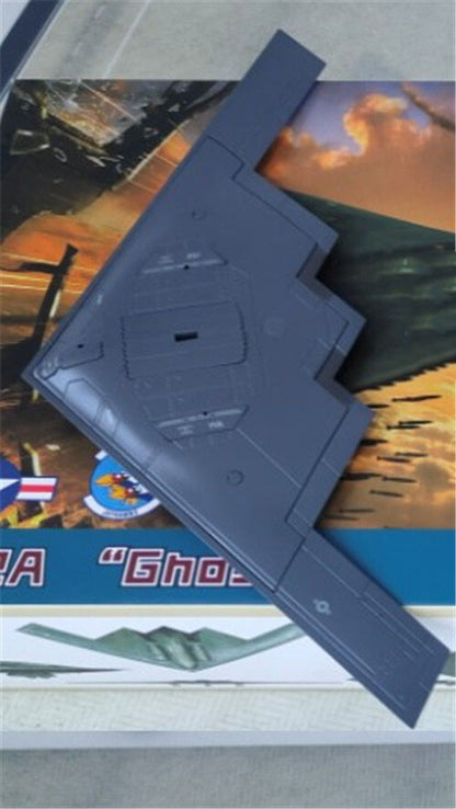 FLOZ U.S. Air Force B-2A stealth bomber Spirit 1066 1/200 Pre-builded Model